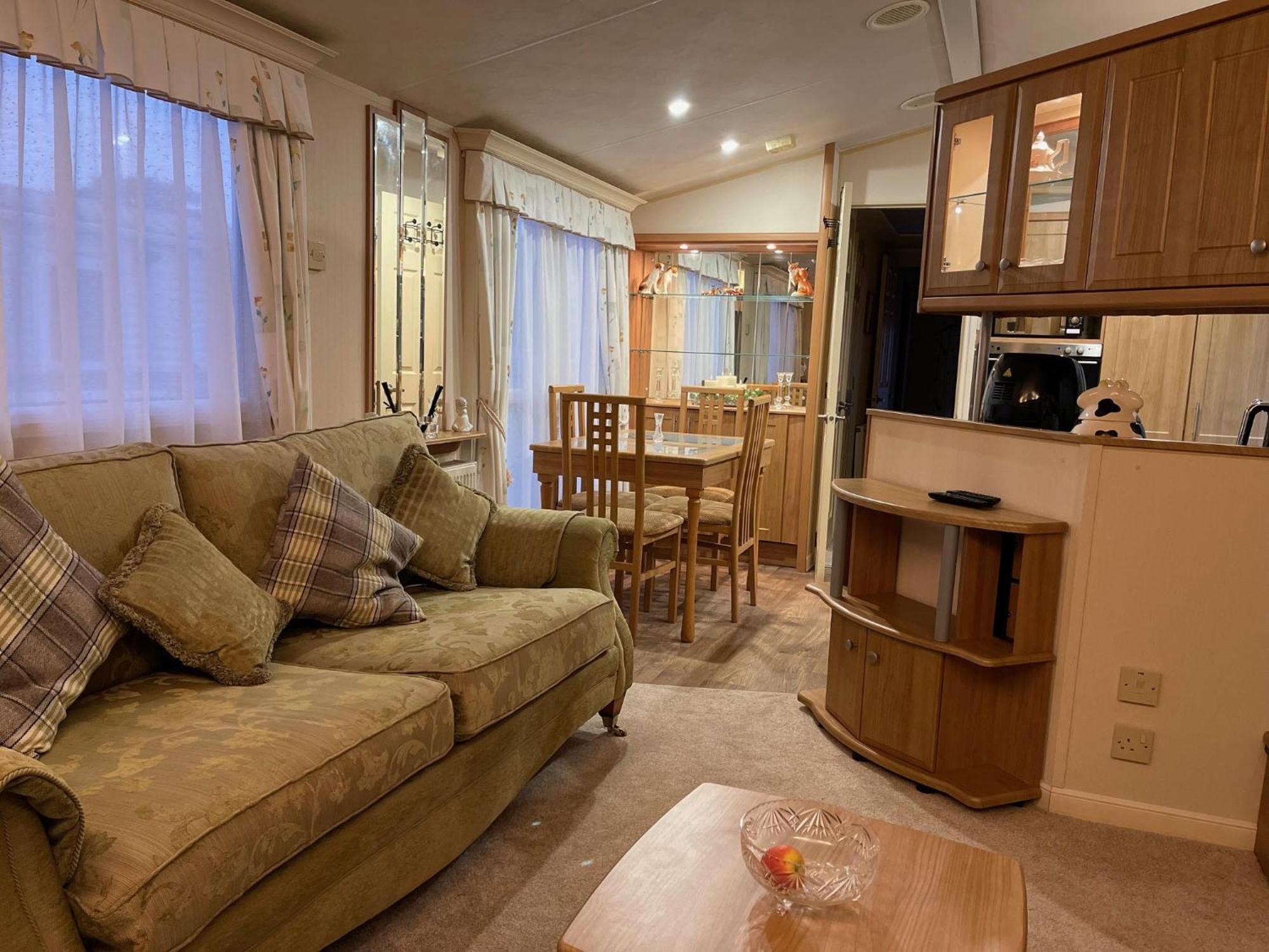 Severnside Boat And Caravan Park Gloucestershire - Caravan 1 Deerhurst Εξωτερικό φωτογραφία